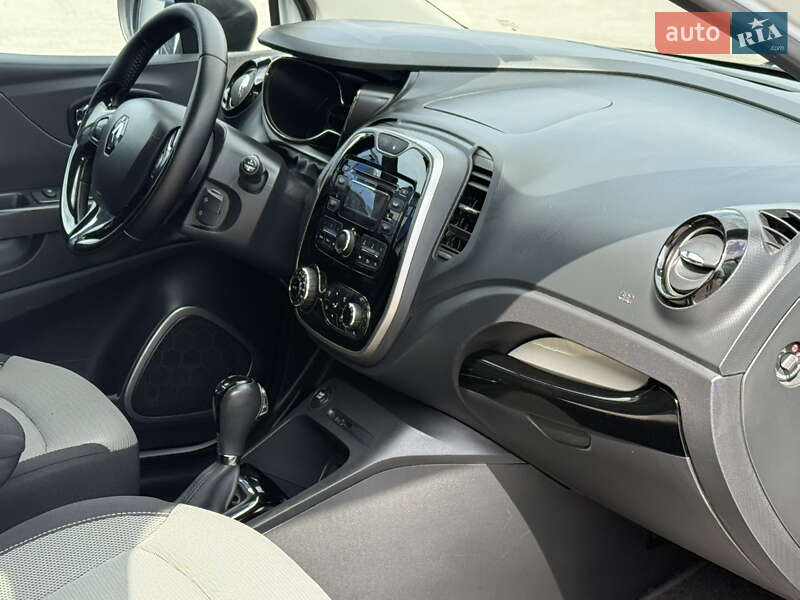 Позашляховик / Кросовер Renault Captur 2015 в Рівному фото 37 Позашляховик / Кросовер Renault Captur 2015 в Рівному