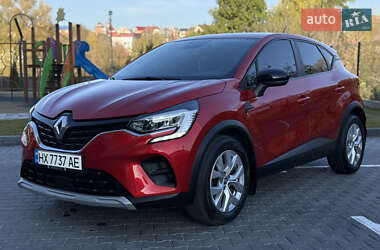 Внедорожник / Кроссовер Renault Captur 2021 в 
