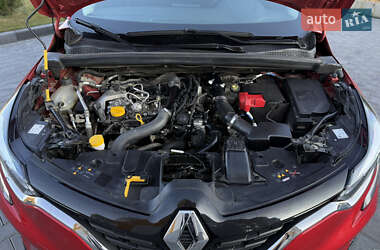 Внедорожник / Кроссовер Renault Captur 2021 в 