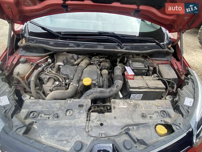 Внедорожник / Кроссовер Renault Captur 2018 в Тячеве фото 2 Внедорожник / Кроссовер Renault Captur 2018 в Тячеве