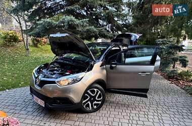 Внедорожник / Кроссовер Renault Captur 2016 в Львове