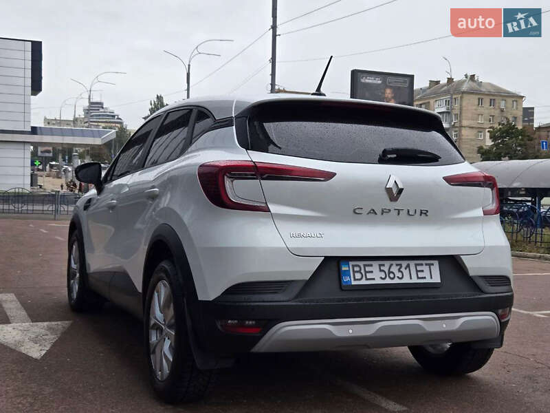 Позашляховик / Кросовер Renault Captur 2021 в Києві