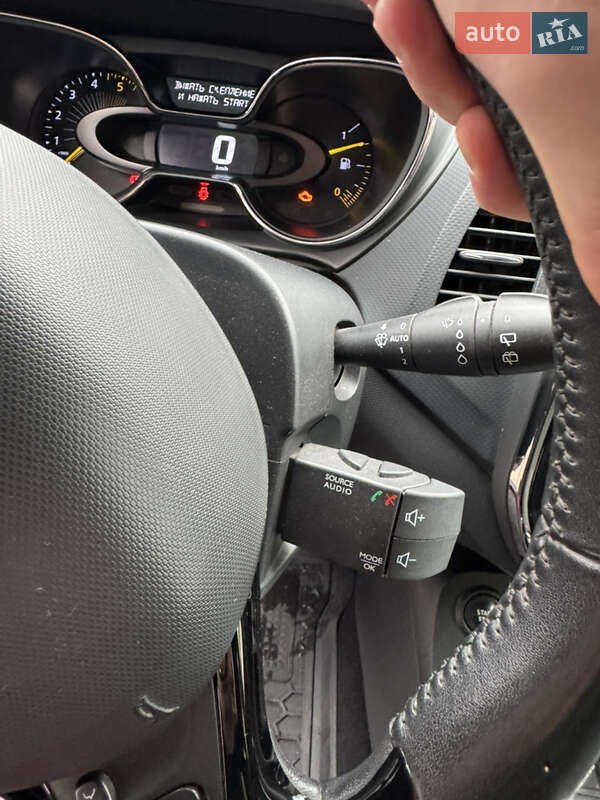 Позашляховик / Кросовер Renault Captur 2014 в Прилуках фото 12 Позашляховик / Кросовер Renault Captur 2014 в Прилуках