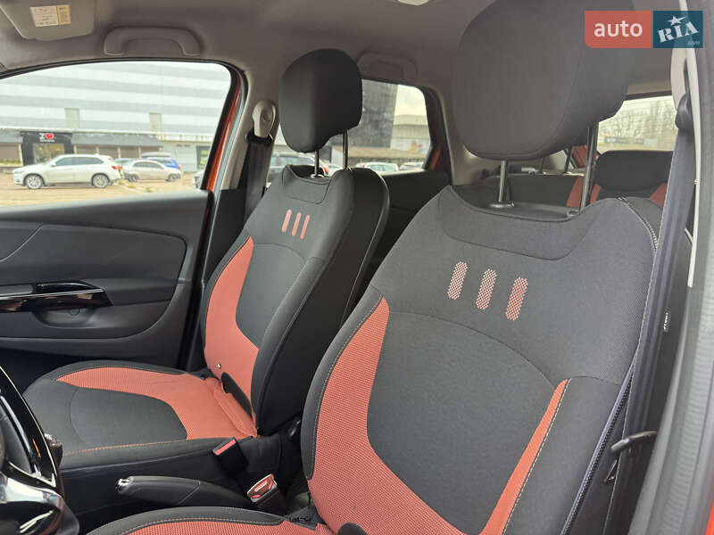 Позашляховик / Кросовер Renault Captur 2014 в Житомирі фото 33 Позашляховик / Кросовер Renault Captur 2014 в Житомирі