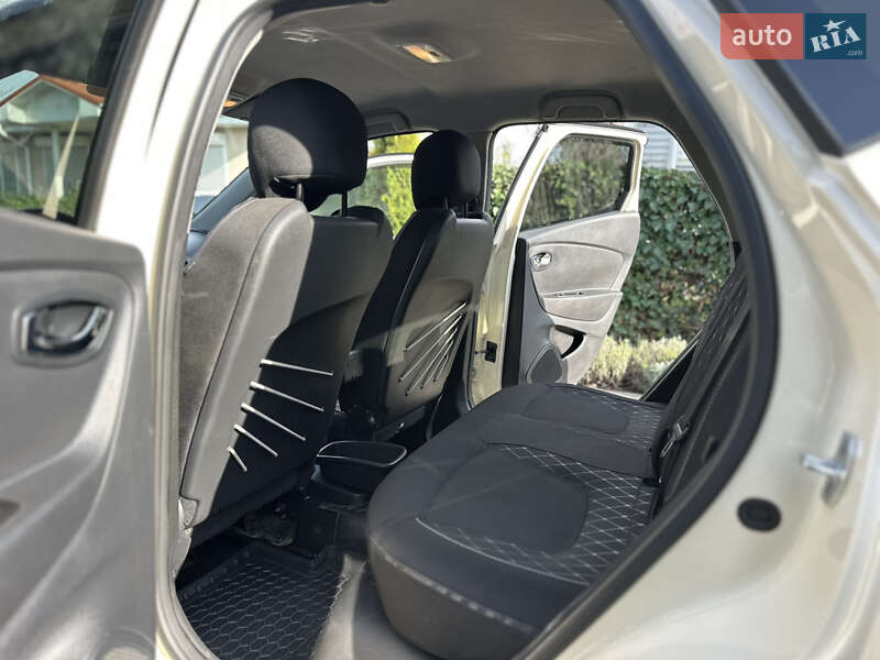 Позашляховик / Кросовер Renault Captur 2016 в Одесі фото 24 Позашляховик / Кросовер Renault Captur 2016 в Одесі