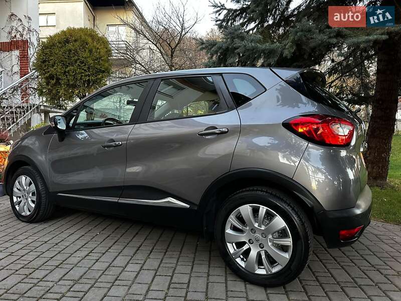 Внедорожник / Кроссовер Renault Captur 2015 в Львове