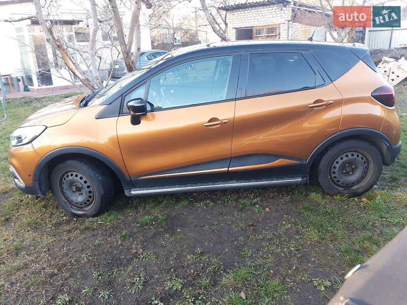 Внедорожник / Кроссовер Renault Captur 2017 в Киеве фото 3 Внедорожник / Кроссовер Renault Captur 2017 в Киеве