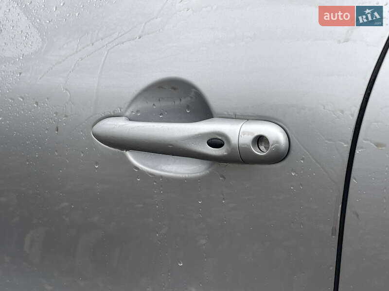 Позашляховик / Кросовер Renault Captur 2014 в Києві