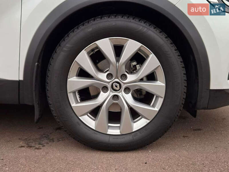 Внедорожник / Кроссовер Renault Captur 2021 в Киеве