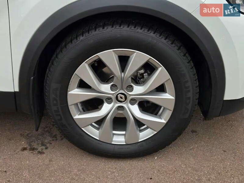 Внедорожник / Кроссовер Renault Captur 2021 в Киеве