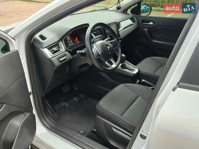 Внедорожник / Кроссовер Renault Captur 2021 в Киеве