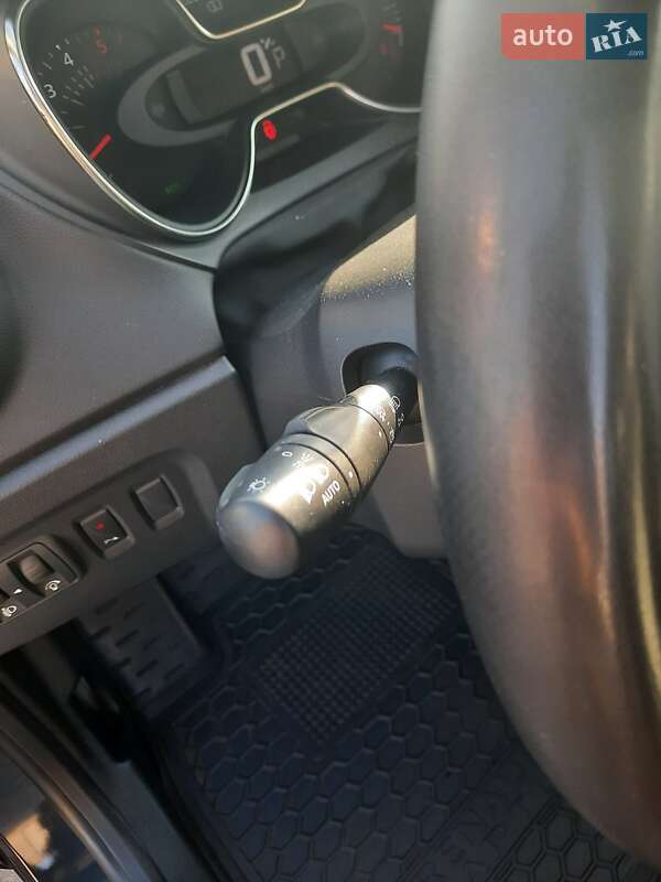 Внедорожник / Кроссовер Renault Captur 2019 в Одессе