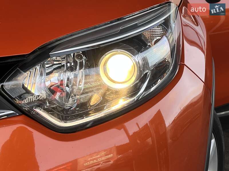 Позашляховик / Кросовер Renault Captur 2014 в Вінниці