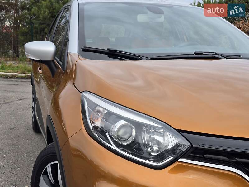 Внедорожник / Кроссовер Renault Captur 2017 в Хмельницком фото 12 Внедорожник / Кроссовер Renault Captur 2017 в Хмельницком