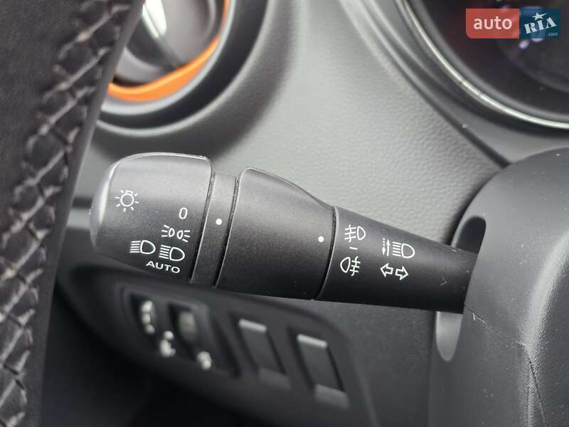 Внедорожник / Кроссовер Renault Captur 2017 в Хмельницком фото 30 Внедорожник / Кроссовер Renault Captur 2017 в Хмельницком