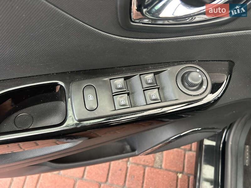 Внедорожник / Кроссовер Renault Captur 2014 в Белой Церкви