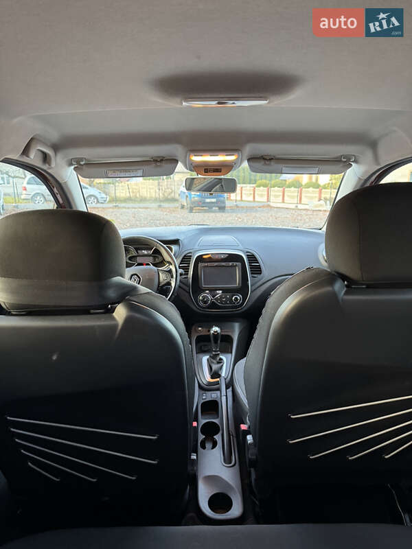 Позашляховик / Кросовер Renault Captur 2015 в Самборі