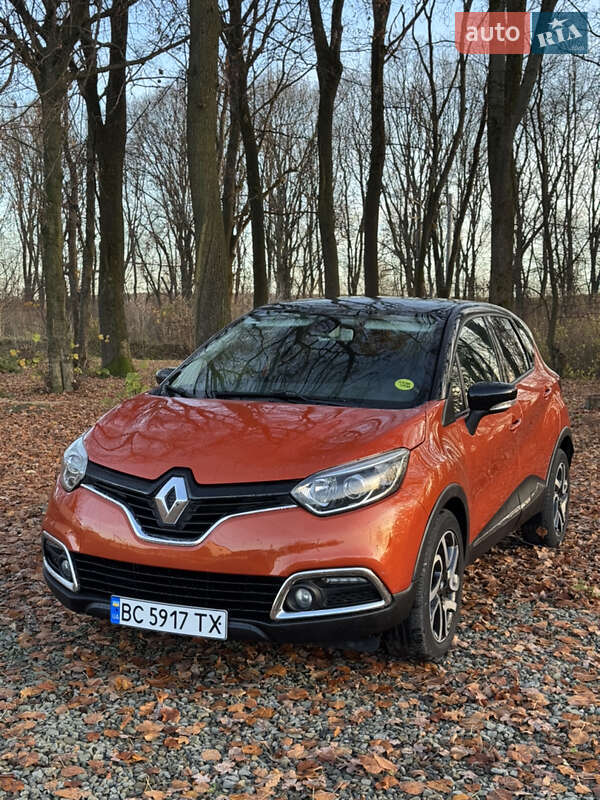 Позашляховик / Кросовер Renault Captur 2015 в Самборі