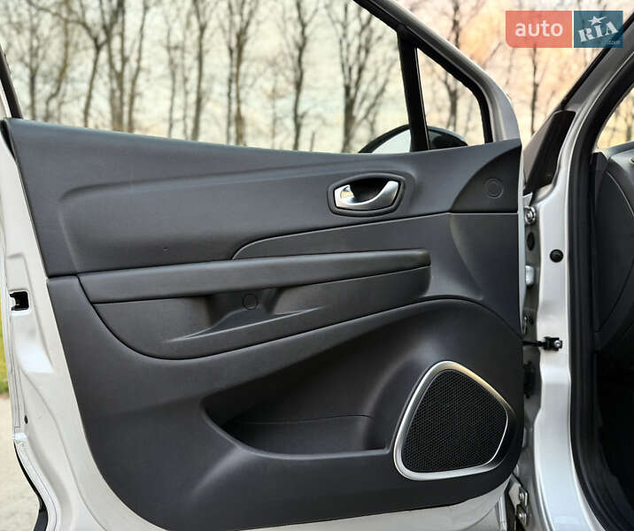 Внедорожник / Кроссовер Renault Captur 2019 в Луцке фото 18 Внедорожник / Кроссовер Renault Captur 2019 в Луцке