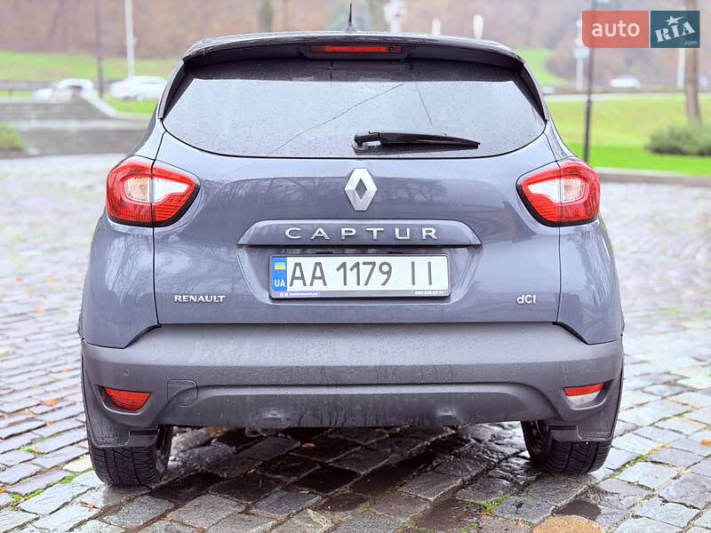 Позашляховик / Кросовер Renault Captur 2016 в Києві