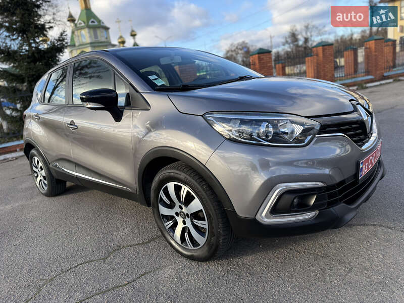 Внедорожник / Кроссовер Renault Captur 2020 в Днепре