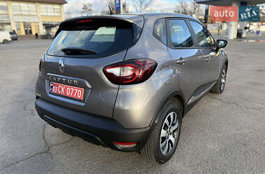 Внедорожник / Кроссовер Renault Captur 2020 в Днепре