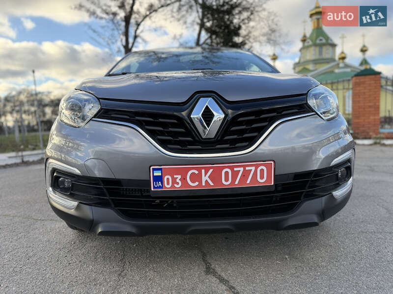 Внедорожник / Кроссовер Renault Captur 2020 в Днепре