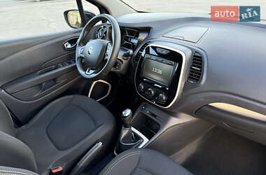 Внедорожник / Кроссовер Renault Captur 2020 в Днепре