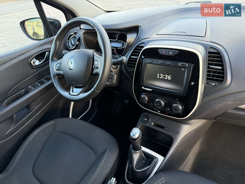 Внедорожник / Кроссовер Renault Captur 2020 в Днепре