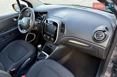Внедорожник / Кроссовер Renault Captur 2020 в Днепре