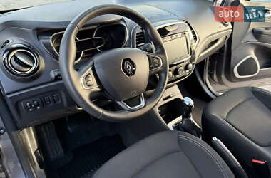 Внедорожник / Кроссовер Renault Captur 2020 в Днепре