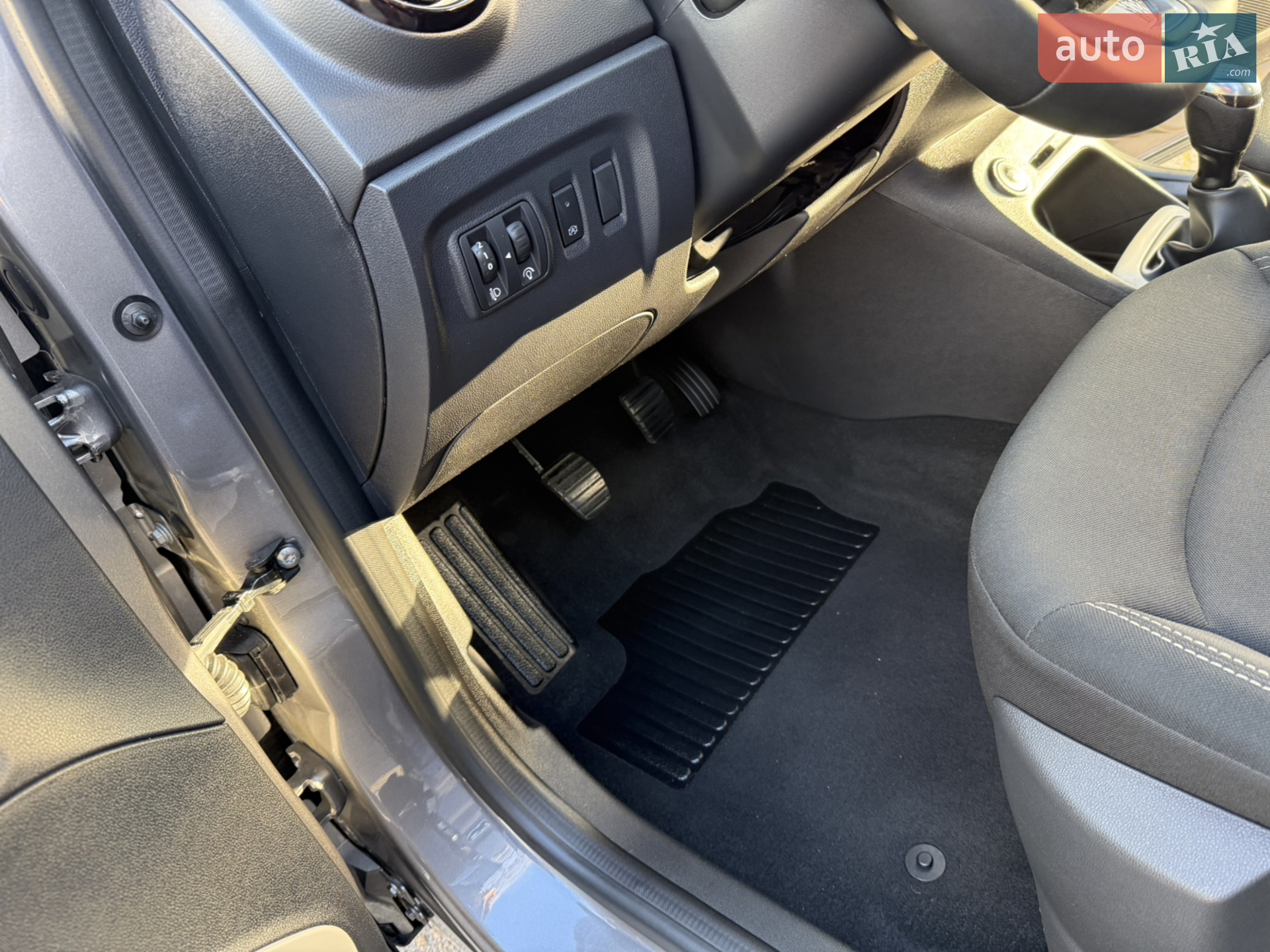 2019 Renault Captur - мініатюра 81