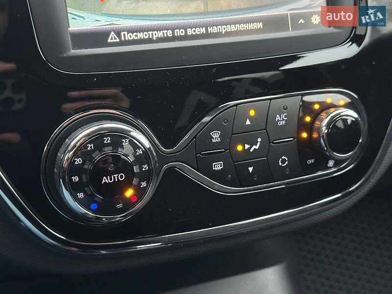 Позашляховик / Кросовер Renault Captur 2016 в Києві фото 17 Позашляховик / Кросовер Renault Captur 2016 в Києві