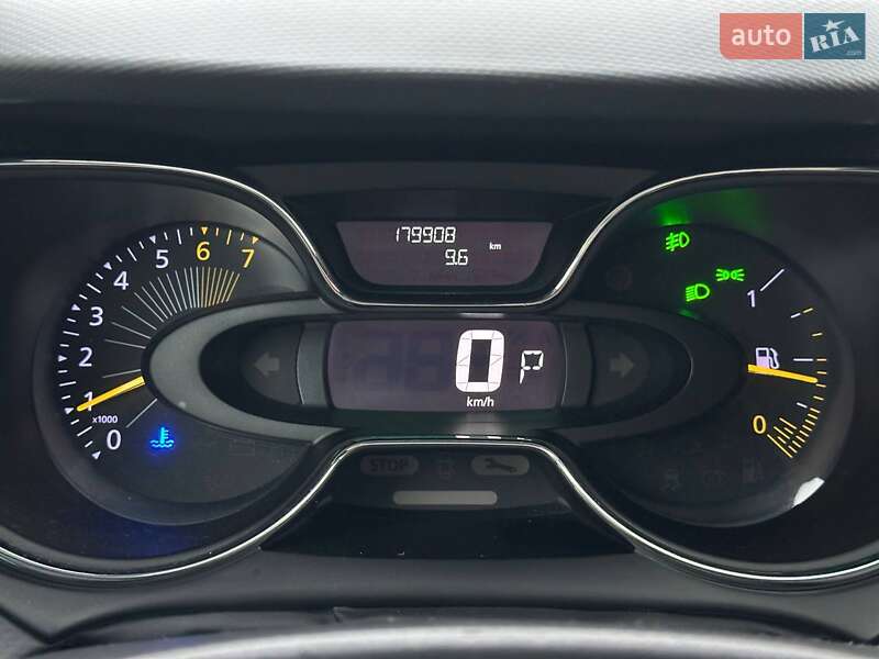 Позашляховик / Кросовер Renault Captur 2016 в Києві фото 15 Позашляховик / Кросовер Renault Captur 2016 в Києві