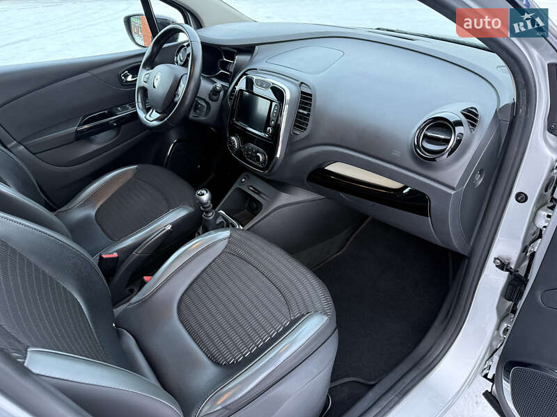 Внедорожник / Кроссовер Renault Captur 2016 в Днепре