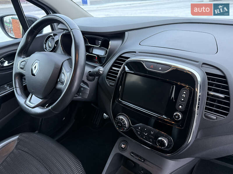 Внедорожник / Кроссовер Renault Captur 2016 в Днепре