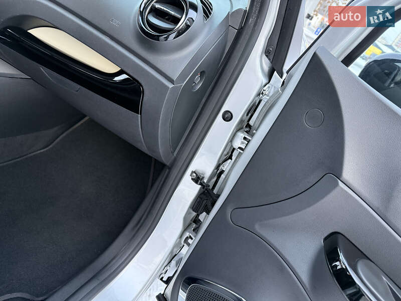 Внедорожник / Кроссовер Renault Captur 2016 в Днепре