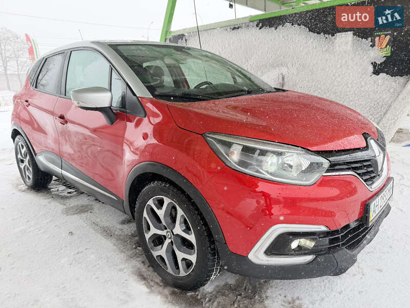 Внедорожник / Кроссовер Renault Captur 2017 в Чернигове