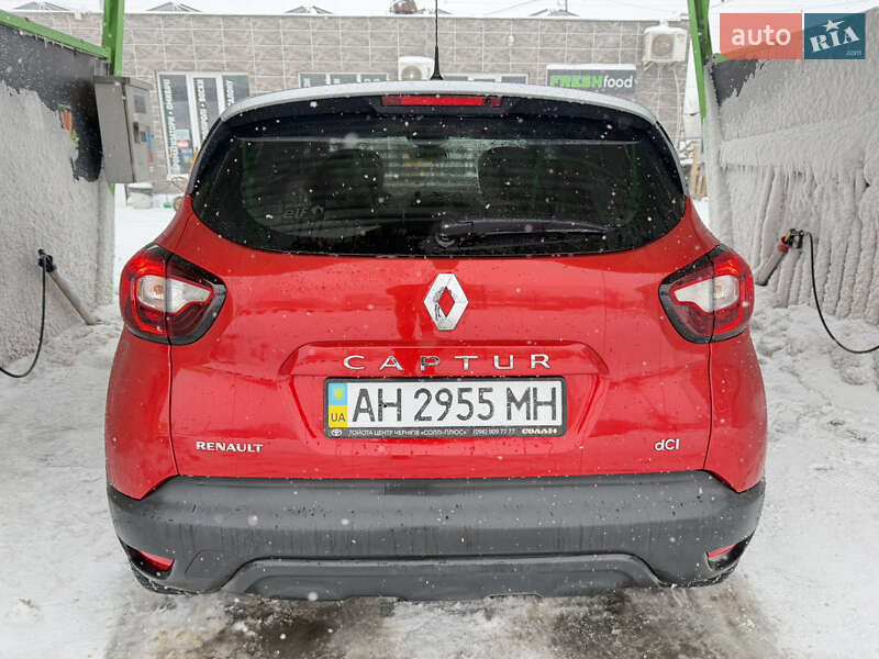 Внедорожник / Кроссовер Renault Captur 2017 в Чернигове