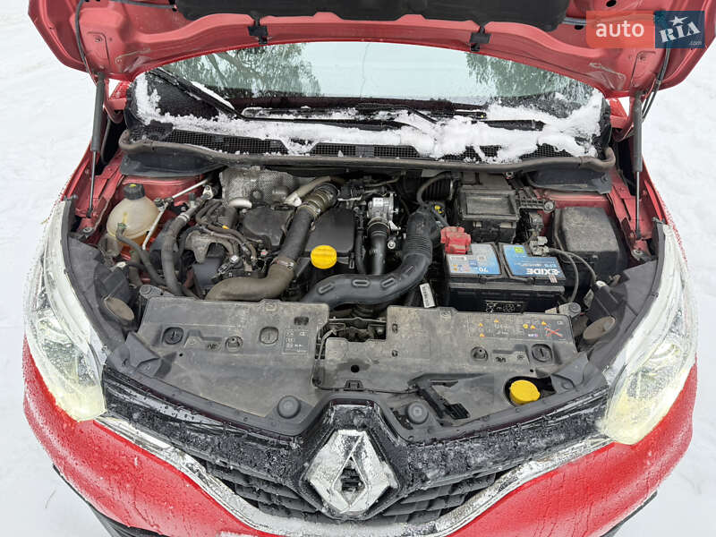 Внедорожник / Кроссовер Renault Captur 2017 в Чернигове