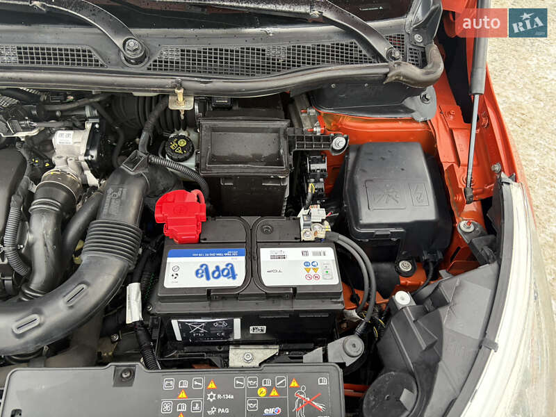 Внедорожник / Кроссовер Renault Captur 2016 в Днепре