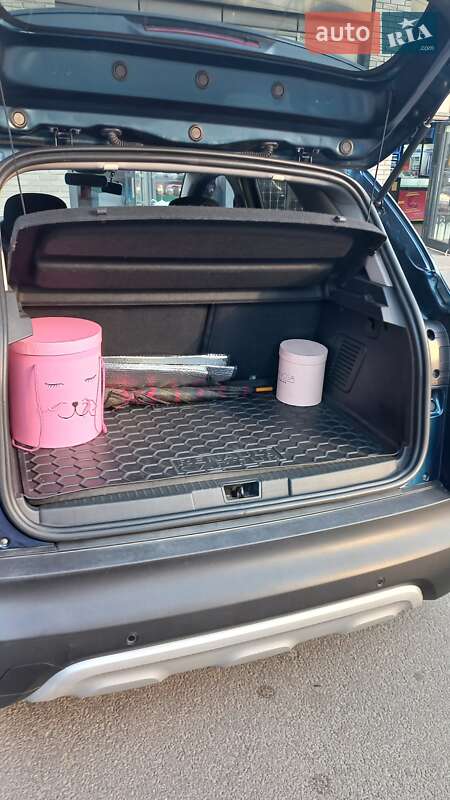 Позашляховик / Кросовер Renault Captur 2019 в Дніпрі фото 17 Позашляховик / Кросовер Renault Captur 2019 в Дніпрі