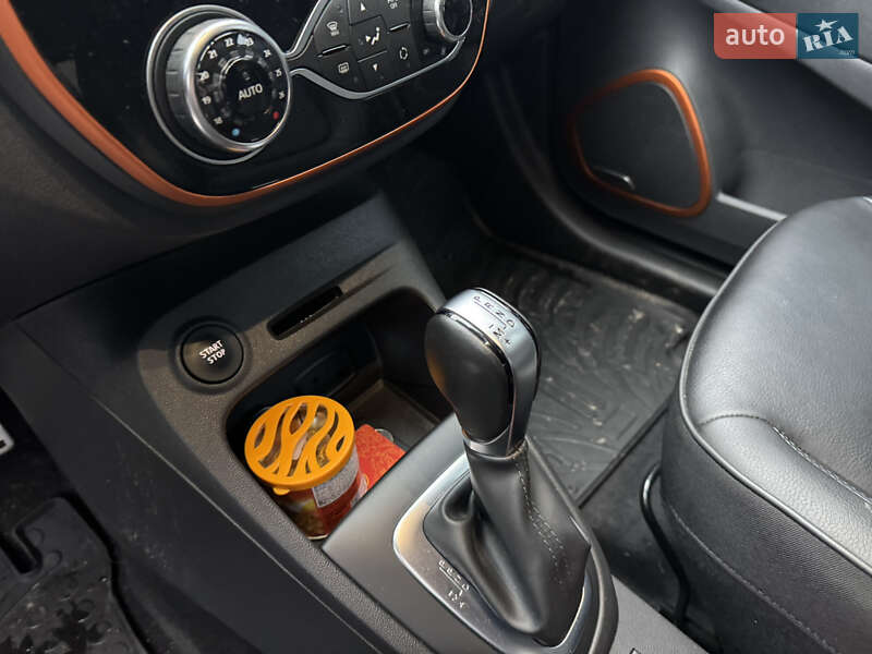 Позашляховик / Кросовер Renault Captur 2018 в Києві