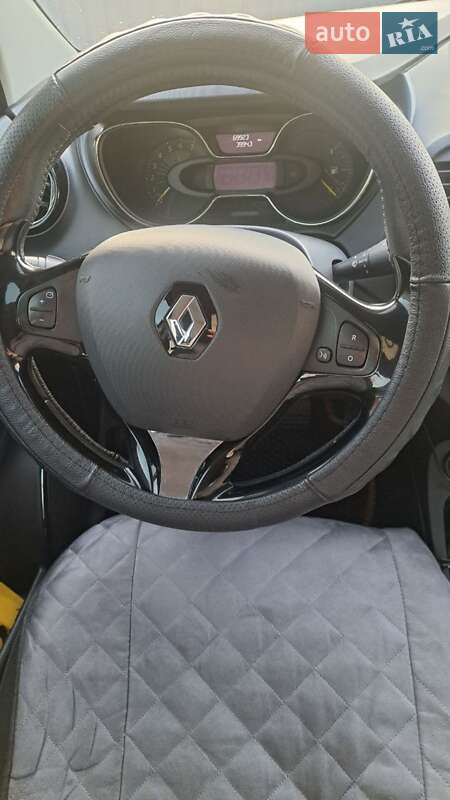 Позашляховик / Кросовер Renault Captur 2015 в Кропивницькому фото 6 Позашляховик / Кросовер Renault Captur 2015 в Кропивницькому