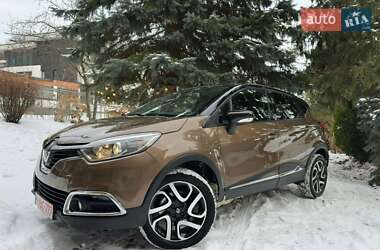 Внедорожник / Кроссовер Renault Captur 2016 в Львове