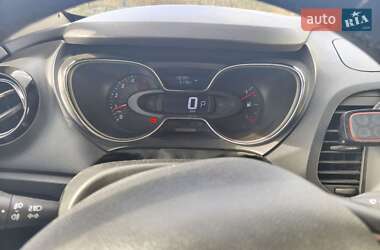 Внедорожник / Кроссовер Renault Captur 2016 в Киеве