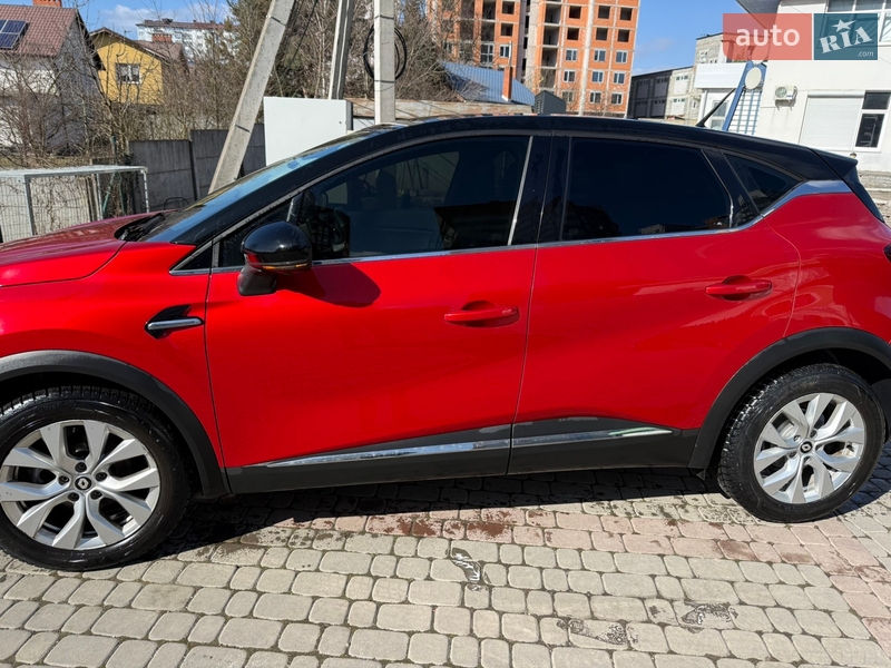 Позашляховик / Кросовер Renault Captur 2021 в Івано-Франківську
