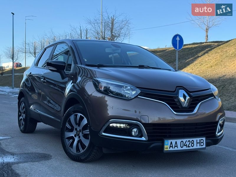 Позашляховик / Кросовер Renault Captur 2015 в Києві