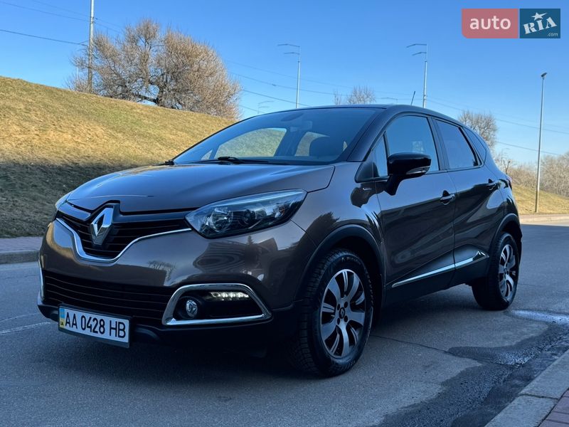 Позашляховик / Кросовер Renault Captur 2015 в Києві