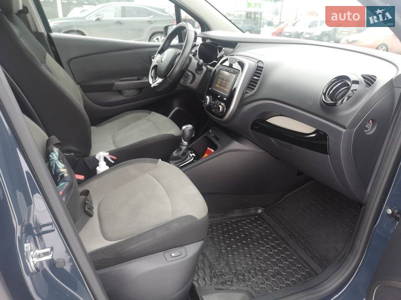 Позашляховик / Кросовер Renault Captur 2016 в Вишгороді